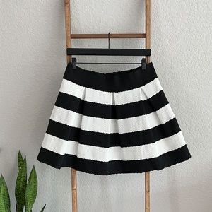 Target Xhilaration Black and White Striped Skirt. Size XXL